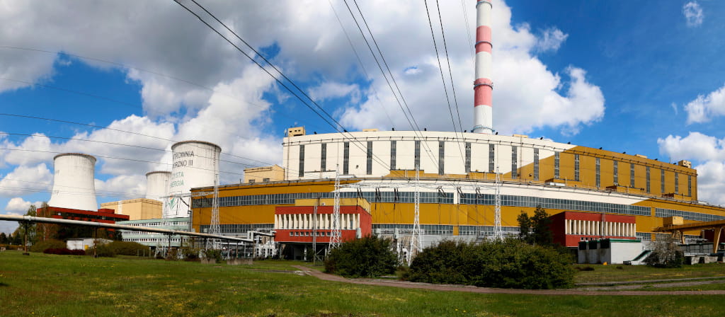 Oddział Elektrownia Jaworzno III budynek maszynowni i chłodnie kominowe